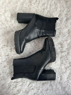 Tory Burch Black Leather Platform Chelsea Booties